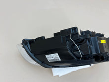 Laden Sie das Bild in den Galerie-Viewer, Frontscheinwerfer Volvo V70 S80 31420013 Links Scheinwerfer Headlight SCH8037659545xg