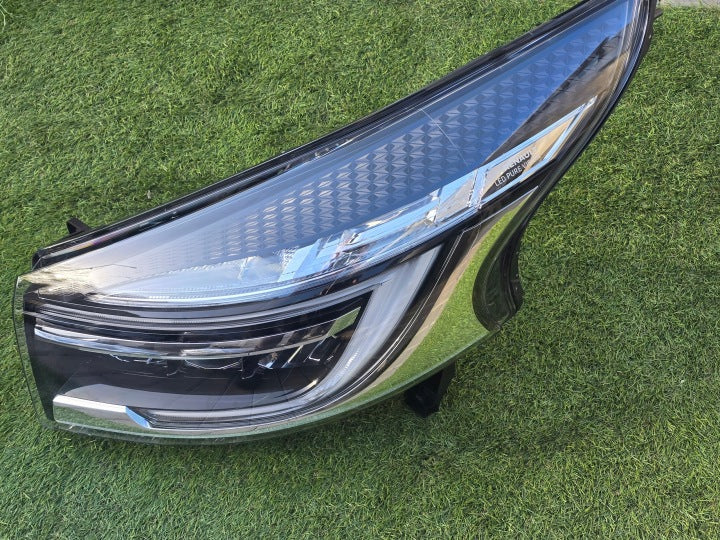 Frontscheinwerfer Renault Trafic III 260602422R Links Scheinwerfer Headlight SCH8038511254tr