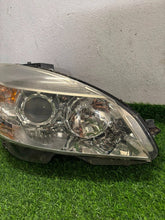 Load image into Gallery viewer, Frontscheinwerfer Mercedes-Benz W204 A2048200261 Rechts Scheinwerfer Headlight SCH8040351644ej