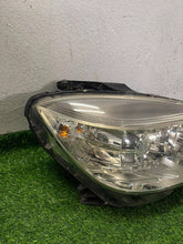 Load image into Gallery viewer, Frontscheinwerfer Mercedes-Benz W204 A2048200261 Rechts Scheinwerfer Headlight SCH8040351644ej