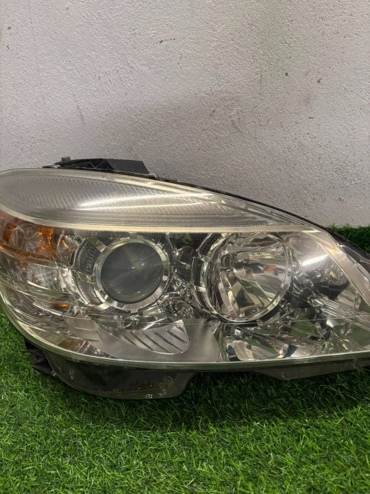 Frontscheinwerfer Mercedes-Benz W204 A2048200261 Rechts Scheinwerfer Headlight SCH8040351644ej