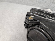 Laden Sie das Bild in den Galerie-Viewer, Frontscheinwerfer Skoda Yeti 5l 5L1941015C Xenon Links Scheinwerfer Headlight SCH8042192986bh