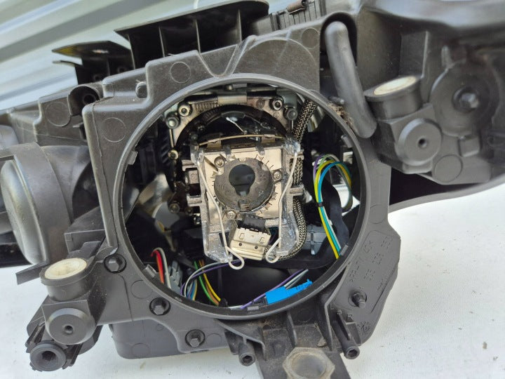 Frontscheinwerfer VW Passat Cc 3C8941752C 7890120301239282 Rechts Headlight SCH8043108213cm