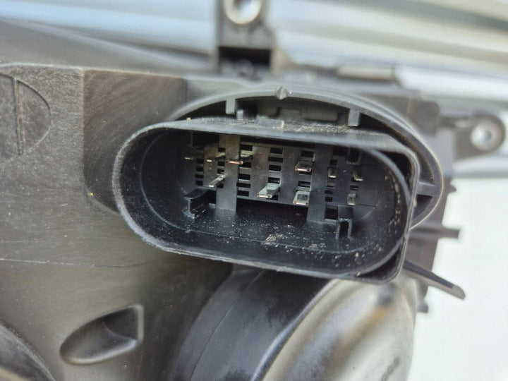 Frontscheinwerfer VW Passat Cc 3C8941752C 7890120301239282 Rechts Headlight SCH8043108213cm