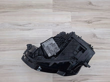 Laden Sie das Bild in den Galerie-Viewer, Frontscheinwerfer Audi Q3 83A941012 Rechts Scheinwerfer Headlight SCH8044687145ga