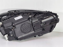 Laden Sie das Bild in den Galerie-Viewer, Frontscheinwerfer Mercedes-Benz Cla X118 C118 A1189061301 LED Links Headlight SCH8045603931bl