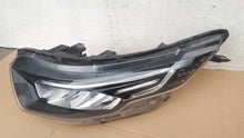 Laden Sie das Bild in den Galerie-Viewer, Frontscheinwerfer Iveco Daily VI I 05802711800 Links Scheinwerfer Headlight SCH8046909017dm