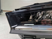 Laden Sie das Bild in den Galerie-Viewer, Frontscheinwerfer Skoda Superb I 3P1941015 Links Scheinwerfer Headlight SCH8057128065hr