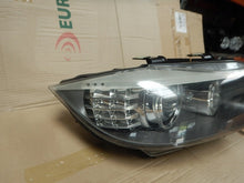 Laden Sie das Bild in den Galerie-Viewer, Frontscheinwerfer BMW 3 E91 E90 7202590 Rechts Scheinwerfer Headlight SCH8061672071rm