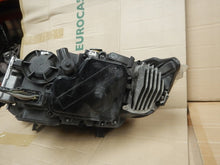 Laden Sie das Bild in den Galerie-Viewer, Frontscheinwerfer BMW 3 E91 E90 7202590 Rechts Scheinwerfer Headlight SCH8061672071rm