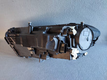 Laden Sie das Bild in den Galerie-Viewer, Frontscheinwerfer Mercedes-Benz W177 A1779064406 LED Links Headlight SCH8065582147va