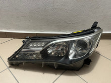 Load image into Gallery viewer, Frontscheinwerfer Toyota I RAV-4 Xenon Links Scheinwerfer Headlight SCH8066035468qo