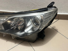 Load image into Gallery viewer, Frontscheinwerfer Toyota I RAV-4 Xenon Links Scheinwerfer Headlight SCH8066035468qo
