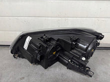 Laden Sie das Bild in den Galerie-Viewer, Frontscheinwerfer Seat Alhambra 7N5941752 Xenon Rechts Scheinwerfer Headlight SCH8067419985yu