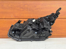 Load image into Gallery viewer, Frontscheinwerfer Toyota Yaris Cross 811300DP30 Rechts Scheinwerfer Headlight SCH8068712805yv