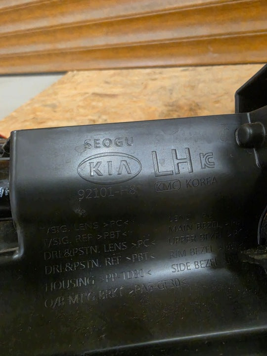 Frontscheinwerfer Kia Stonic 92101-H8 Links Scheinwerfer Headlight SCH8071789599ar
