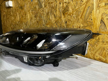 Laden Sie das Bild in den Galerie-Viewer, Frontscheinwerfer Ford Kuga LV4B-13E015-CD Links Scheinwerfer Headlight SCH8075194611tg
