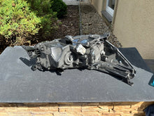 Laden Sie das Bild in den Galerie-Viewer, Frontscheinwerfer Toyota Hilux VIII 1598723 Links Scheinwerfer Headlight SCH8075615030di