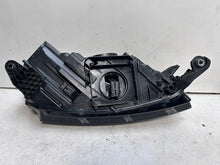 Laden Sie das Bild in den Galerie-Viewer, Frontscheinwerfer Skoda Fabia III 6V1941015E Links Scheinwerfer Headlight SCH8076855673ju