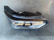 Load image into Gallery viewer, Frontscheinwerfer Ssangyong Korando 8310237101 Rechts Scheinwerfer Headlight SCH8080602707dw