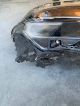 Load image into Gallery viewer, Frontscheinwerfer Ssangyong Korando 8310237101 Rechts Scheinwerfer Headlight SCH8080602707dw