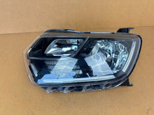 Laden Sie das Bild in den Galerie-Viewer, Frontscheinwerfer Dacia Duster 260609367R Links Scheinwerfer Headlight SCH8080632582zq