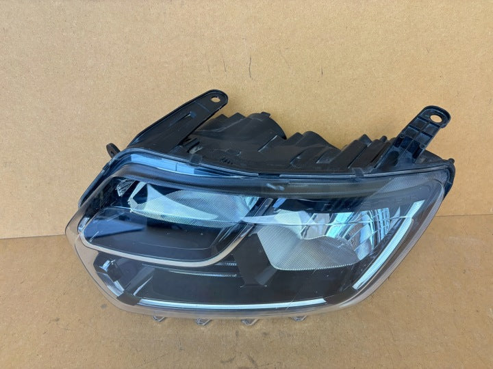 Frontscheinwerfer Dacia Duster 260609367R Links Scheinwerfer Headlight SCH8080632582zq