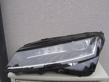 Laden Sie das Bild in den Galerie-Viewer, Frontscheinwerfer Skoda Superb III 3V1941015D Full LED Links Headlight SCH8083047164iz
