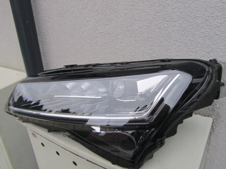 Frontscheinwerfer Skoda Superb III 3V1941015D Full LED Links Headlight SCH8083047164iz