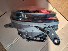Laden Sie das Bild in den Galerie-Viewer, Frontscheinwerfer Daihatsu Trevis 10051829 Rechts Scheinwerfer Headlight SCH8089443866cz