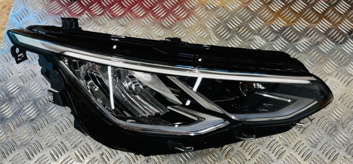 Frontscheinwerfer VW Golf VIII 5H1941006 Rechts Scheinwerfer Headlight SCH8090470423fz