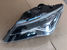 Laden Sie das Bild in den Galerie-Viewer, Frontscheinwerfer Seat Leon 5F1941773A Links Scheinwerfer Headlight SCH8103581220uk