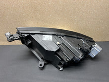 Laden Sie das Bild in den Galerie-Viewer, Frontscheinwerfer Seat Ateca 576941032B Rechts Scheinwerfer Headlight SCH8103740994mp