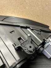 Laden Sie das Bild in den Galerie-Viewer, Frontscheinwerfer Seat Ateca 576941032B Rechts Scheinwerfer Headlight SCH8103740994mp
