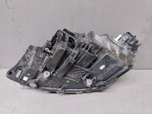 Laden Sie das Bild in den Galerie-Viewer, Frontscheinwerfer BMW 3 F34 7470442-02 LED Rechts Scheinwerfer Headlight SCH8106650010rk