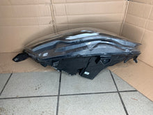 Load image into Gallery viewer, Frontscheinwerfer Iveco Daily I 05802711799AC Rechts Scheinwerfer Headlight SCH8109783123su