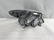 Laden Sie das Bild in den Galerie-Viewer, Frontscheinwerfer Mercedes-Benz V Class W447 A4479063201 1EX01128411 Links SCH8110322368aj