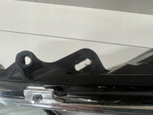 Laden Sie das Bild in den Galerie-Viewer, Frontscheinwerfer Ford Fiesta I 8A61-13W030-CF Links Scheinwerfer Headlight SCH8111025070oy