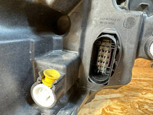 Load image into Gallery viewer, Frontscheinwerfer Skoda Kamiq 658941015 LED Links Scheinwerfer Headlight SCH8111599752sn