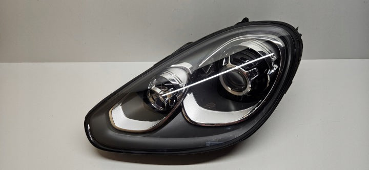 Frontscheinwerfer Porsche Cayenne 7P5941751F Xenon Links Scheinwerfer Headlight SCH8111720035et