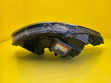 Laden Sie das Bild in den Galerie-Viewer, Frontscheinwerfer Hyundai Ix35 92101-2S Xenon Links Scheinwerfer Headlight SCH8112091576dv