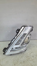 Laden Sie das Bild in den Galerie-Viewer, Frontscheinwerfer Volvo I 24056511 LED Links Scheinwerfer Headlight SCH8116004404vi