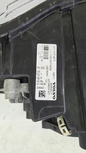 Laden Sie das Bild in den Galerie-Viewer, Frontscheinwerfer Volvo I 24056511 LED Links Scheinwerfer Headlight SCH8116004404vi