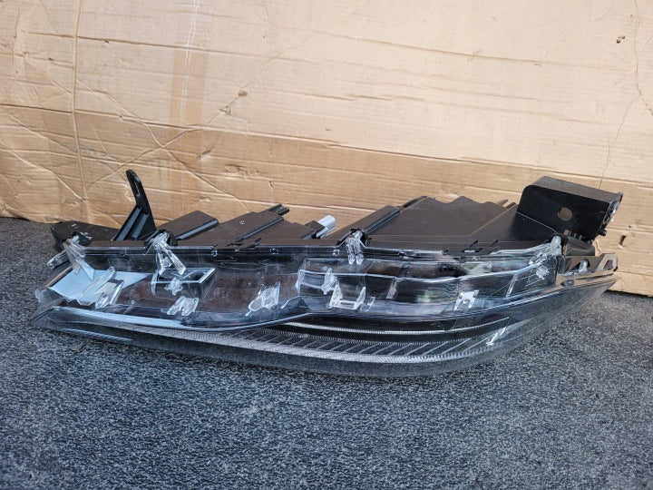 Frontscheinwerfer Toyota Corolla 16-184 LED Rechts Scheinwerfer Headlight SCH8119067394sv