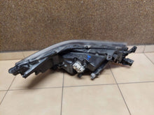 Laden Sie das Bild in den Galerie-Viewer, Frontscheinwerfer Toyota Hilux OK-183 LED Links Scheinwerfer Headlight SCH8119875866aw