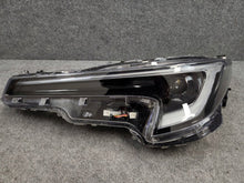 Laden Sie das Bild in den Galerie-Viewer, Frontscheinwerfer Toyota Corolla 8115002X10SCZ LED Links Scheinwerfer Headlight SCH8122578342ro