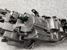 Laden Sie das Bild in den Galerie-Viewer, Frontscheinwerfer Toyota Corolla 8115002X10SCZ LED Links Scheinwerfer Headlight SCH8122578342ro