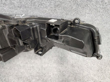 Laden Sie das Bild in den Galerie-Viewer, Frontscheinwerfer Toyota Corolla 8115002X10SCZ LED Links Scheinwerfer Headlight SCH8122578342ro