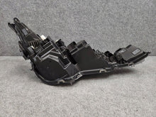 Laden Sie das Bild in den Galerie-Viewer, Frontscheinwerfer Toyota Corolla 8115002X10SCZ LED Links Scheinwerfer Headlight SCH8122578342ro
