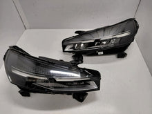 Laden Sie das Bild in den Galerie-Viewer, Frontscheinwerfer Renault Clio I V 260103507R 260600149R Ein Satz Headlight SCH8126671332uv